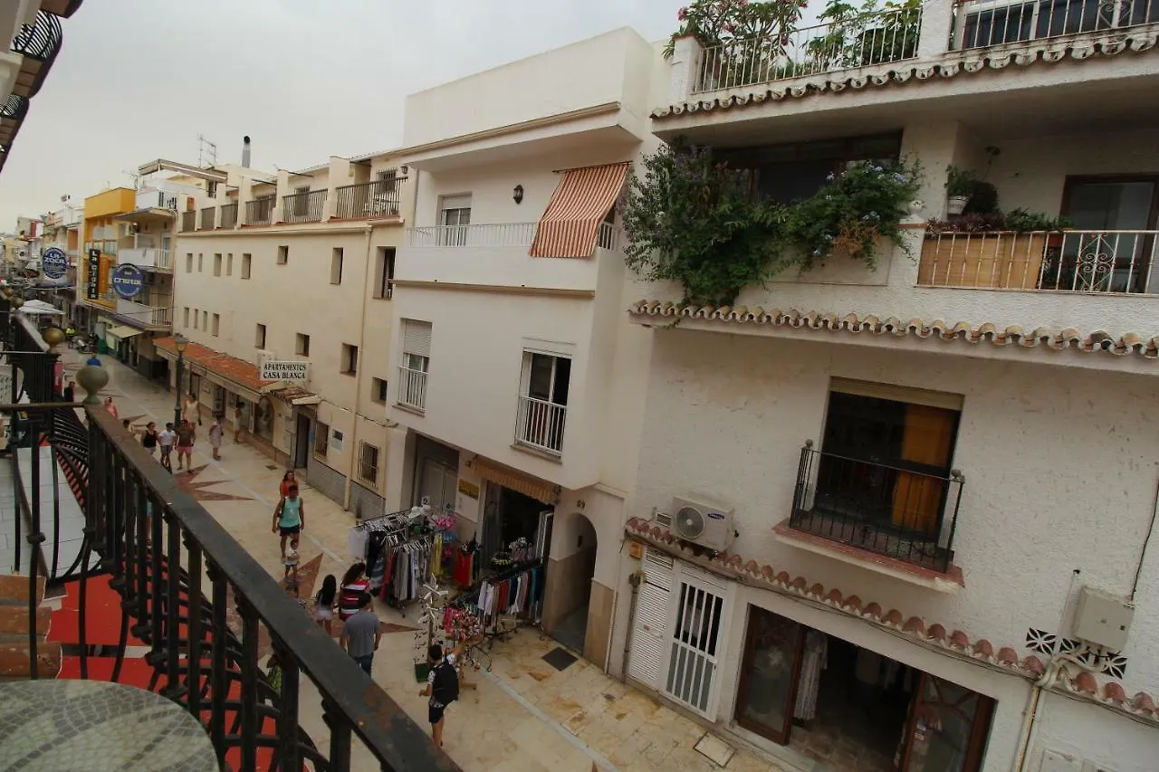 Carihuela Beach Apartment - Plaza Del Remo Torremolinos