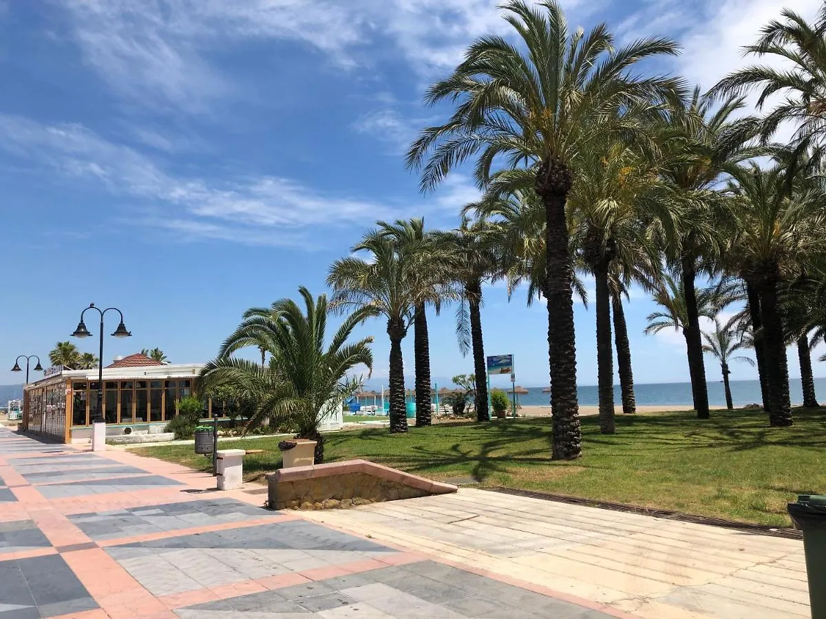 Carihuela Beach Apartment - Plaza Del Remo Torremolinos Spain